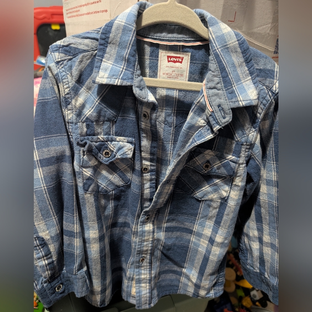 Levi's Blue Plaid Button-Up Shirt